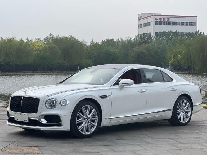 40T V8 五座现车最新报价及图片麻将胡了试玩2024款中规宾利飞驰(图2)